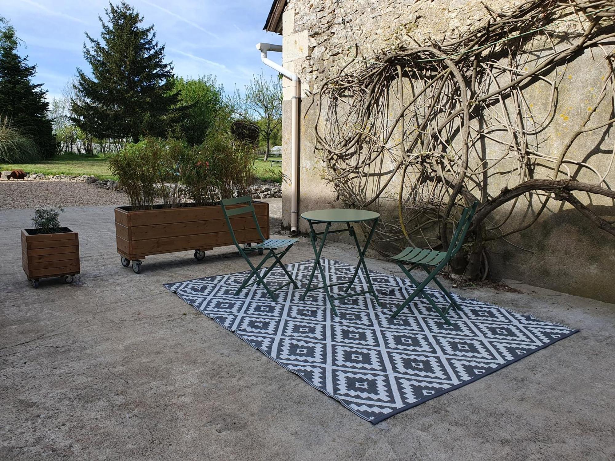 Au Domaine Du Bois Joubert Bed & Breakfast Luzillé Exterior foto